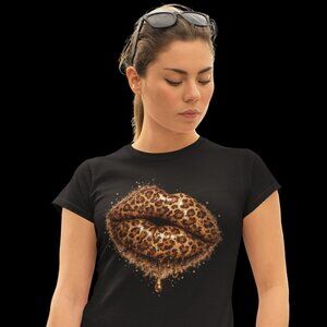 💋 Glossy Leopard Print Kiss T-Shirt for Women | Trendy Animal Print Graphic Tee